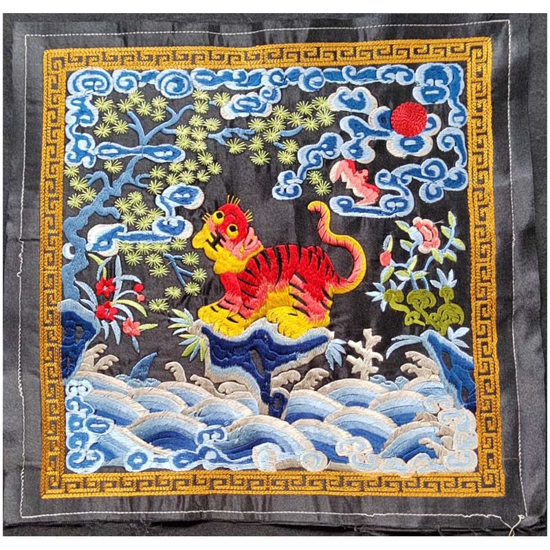 一品武官老虎补子刺绣古装戏曲朝服