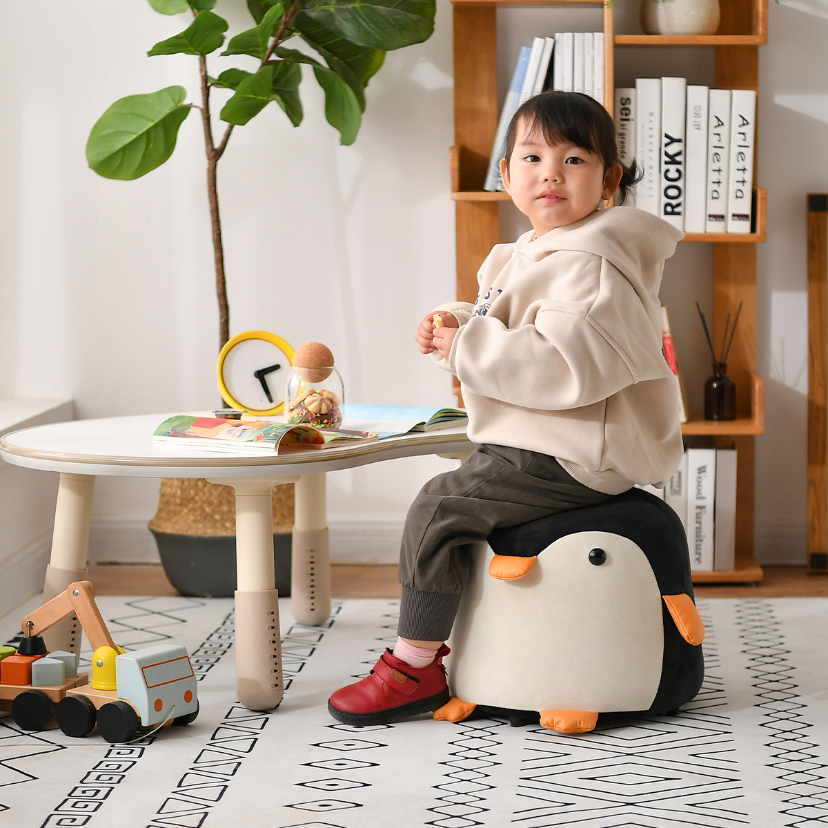儿童凳子软座写字椅座椅小板凳学习椅家用圆凳企鹅卡通沙发凳矮凳