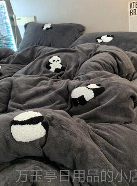 高档软糯秋5冬牛奶绒毛绣小熊1巾猫灰色3四件套珊瑚绒.m1.8法兰绒