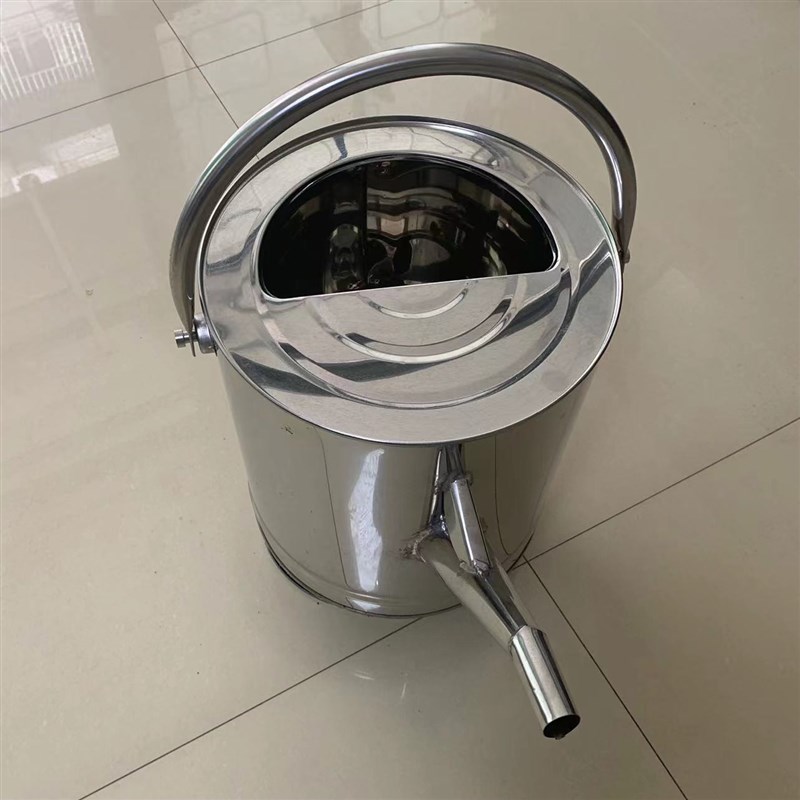 不锈钢30长嘴加油桶耐高温度15升手提加油壶带盖全钢大号