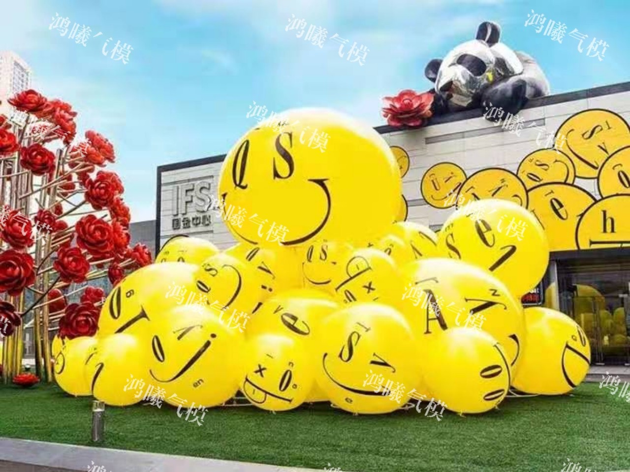 PVC笑脸气模 充气表情球黄色滑稽商场酒吧悬挂哭脸广场打卡落地球