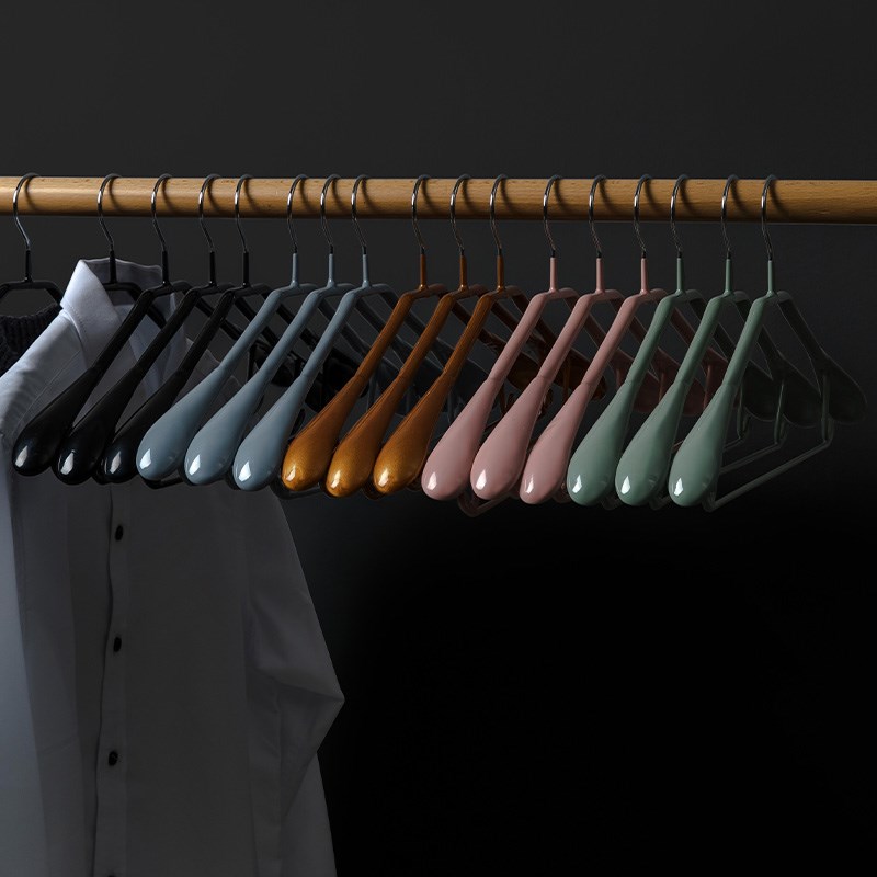 家用宿舍学生宽肩无痕衣架防肩角衣架子晒衣架加粗加厚大衣挂语苏