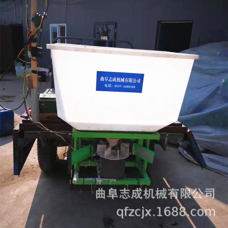 农用电动施肥机拖拉机前置撒化肥机12V三轮车后挂式抛肥机