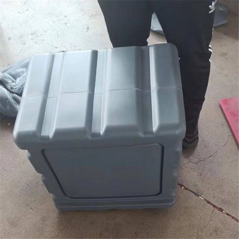 油罐车化工车槽罐车 塑料工具箱 自流出口阀门泵箱 阀门保护箱