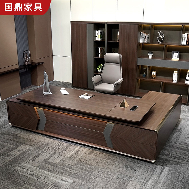 简约现代老板桌椅沙发书柜