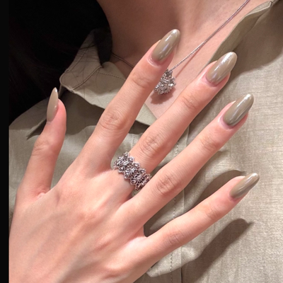 棕色纯色简约穿戴甲纯手工中长海莉老钱白女美甲高级绝美杏仁指甲