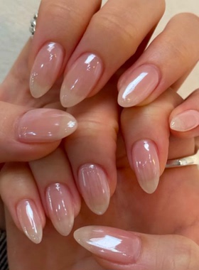 素颜冰透法式海莉穿戴甲手工中长款老钱高级美甲简约绝美杏仁指甲