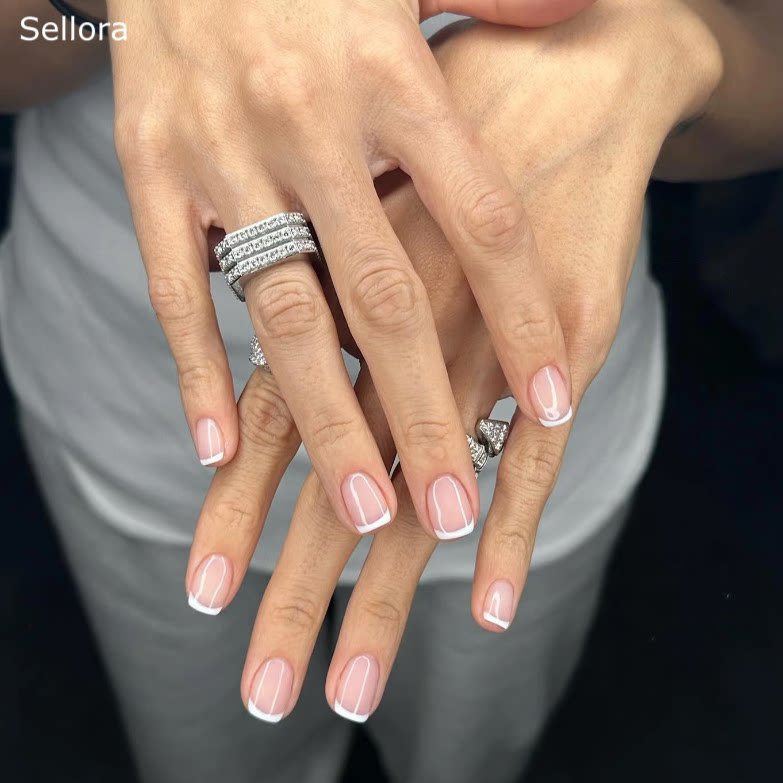 Sellora简约法式海莉穿戴甲手工短款美甲绝美高级短方指甲