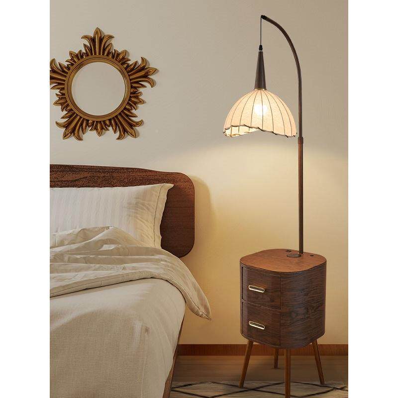 卧室装208松饰置物中古风落地灯氛床围感客厅沙发实木头木柜台灯