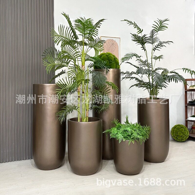 现代简约玻璃钢圆形落地大花瓶