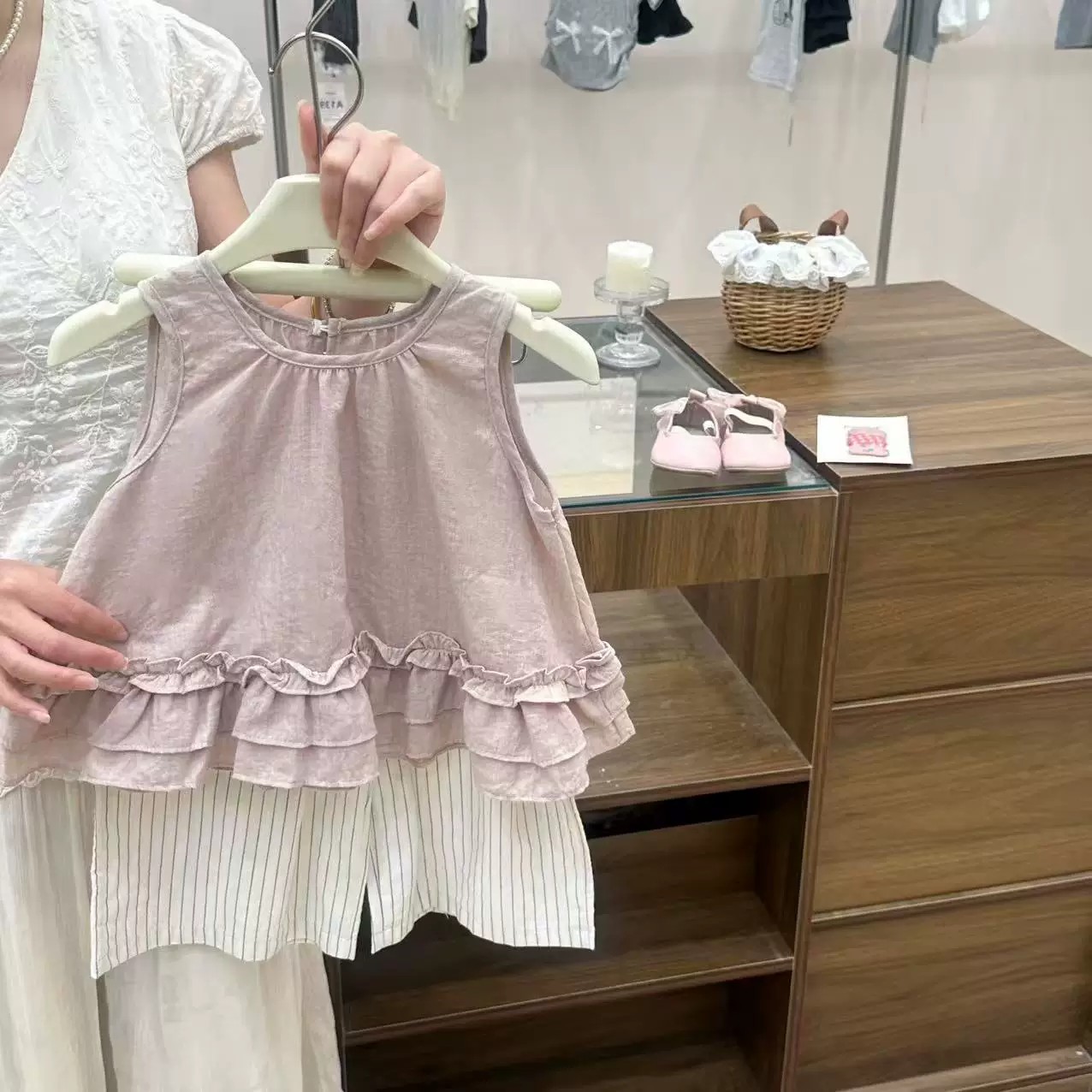 甜美风无袖花边娃娃衫短裤两件套