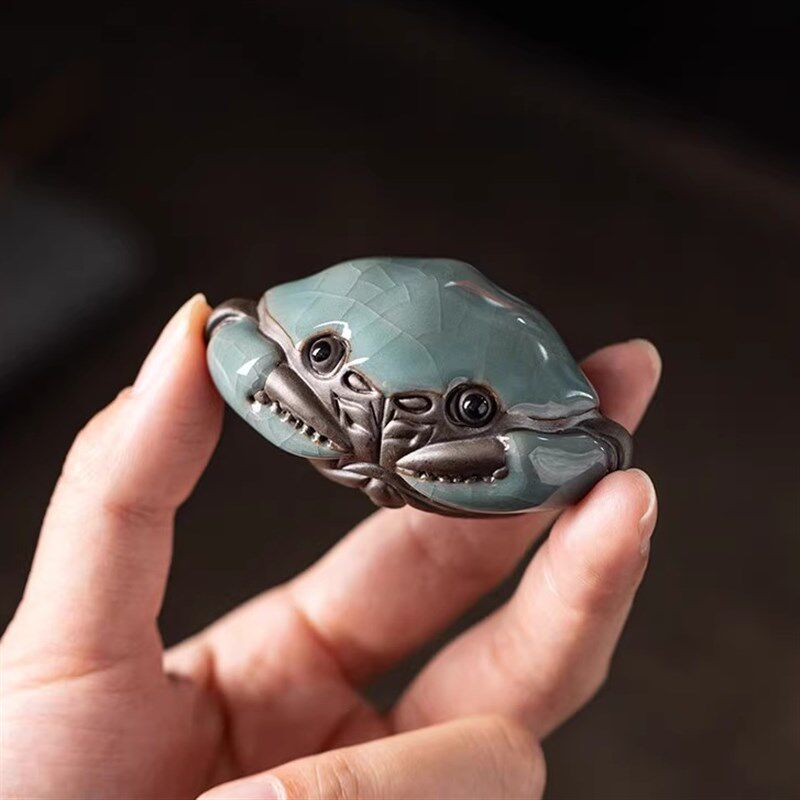 陶瓷小螃蟹茶宠摆件哥窑手工把玩螃蟹可养茶玩创意茶台茶桌装饰品