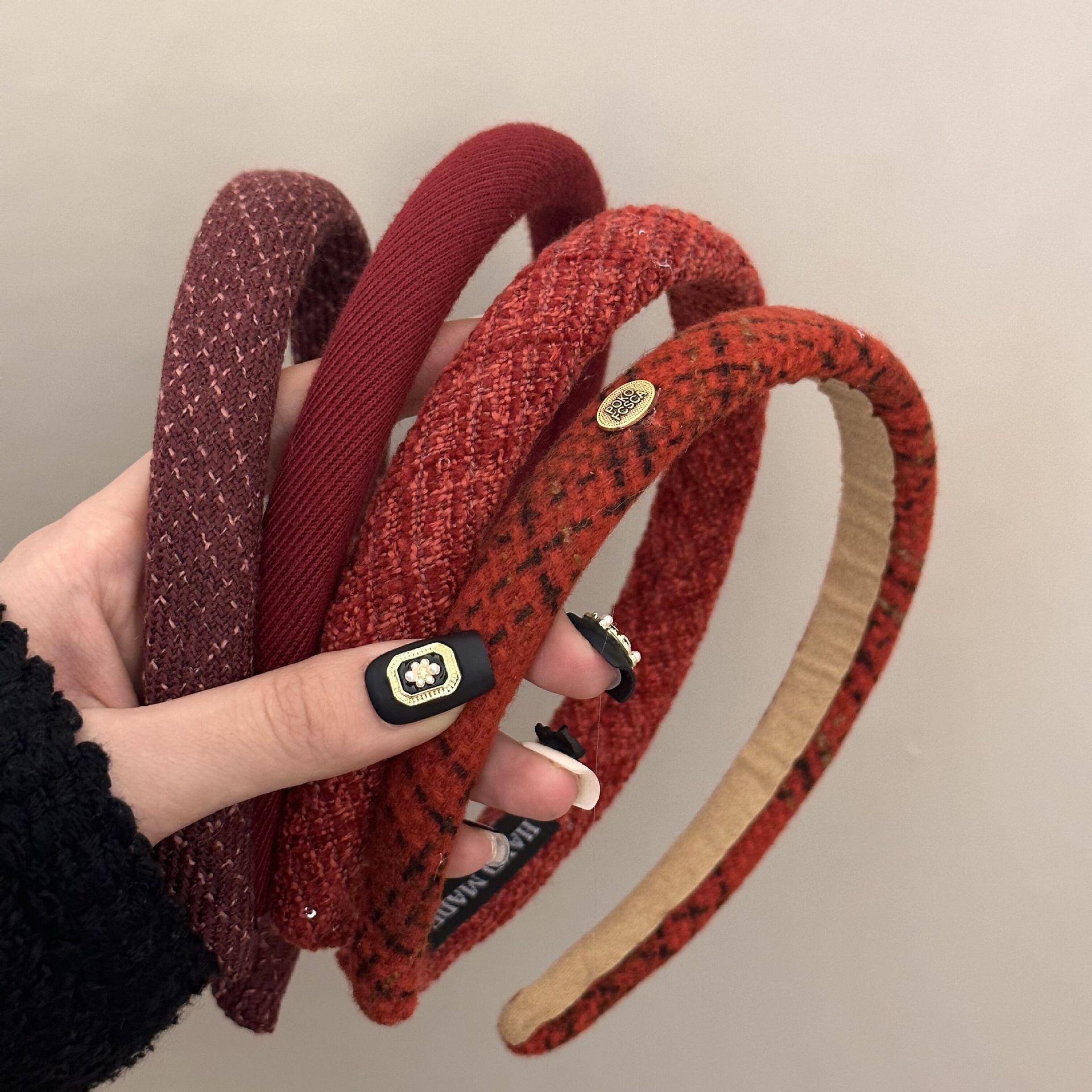 圣诞氛围感红色格子发箍女2024新款秋冬复古高级感新年喜庆头箍饰