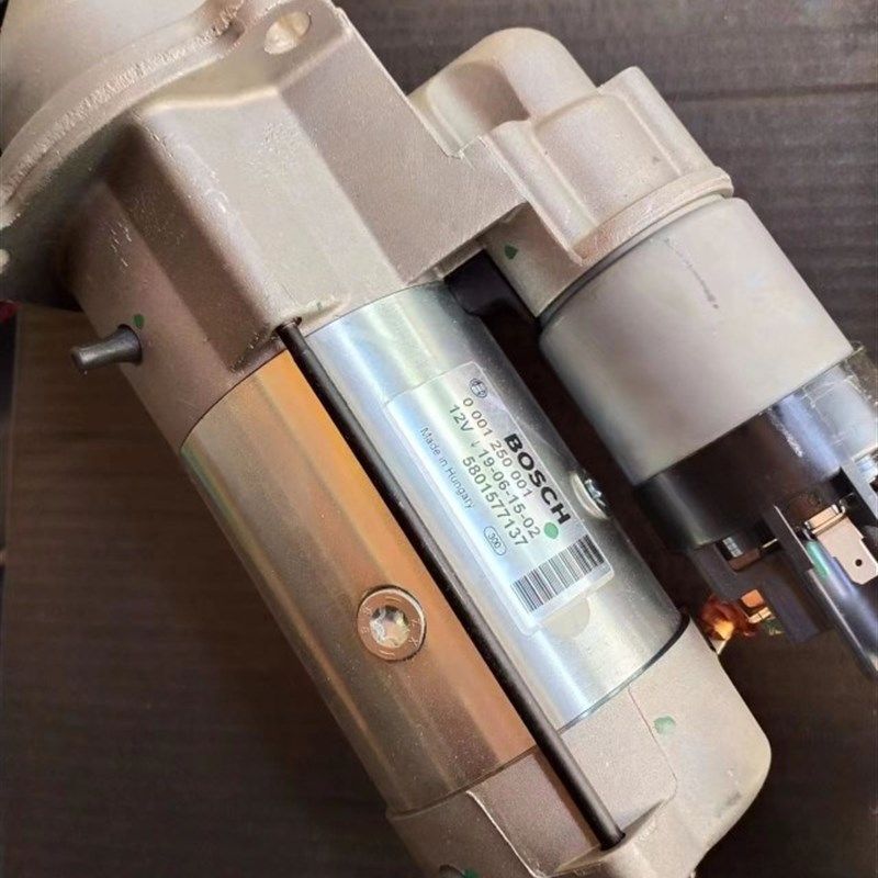 依维柯起动机马达0001250001起动机5801577137起动机0001250002