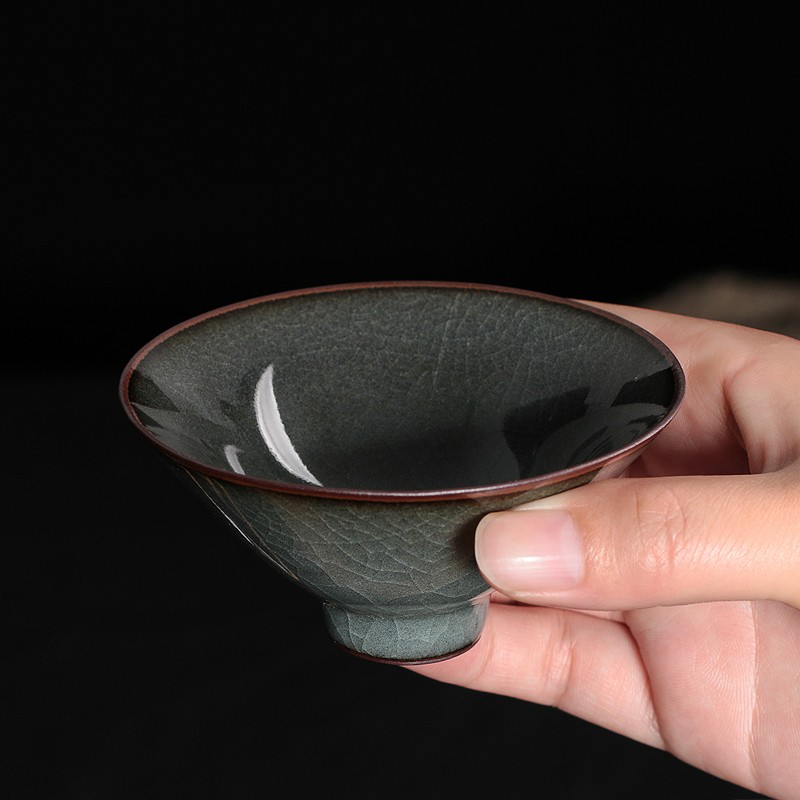 龙泉青瓷斗笠杯功夫茶杯哥窑冰裂陶瓷主人杯单杯铁胎品茗杯茶碗盏