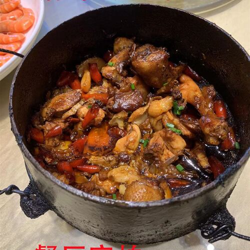 正宗铸铁鼎锅生铁顶锅传统吊锅汤锅铁锅鸡柴火饭鼎锅炖猪脚煲汤锅