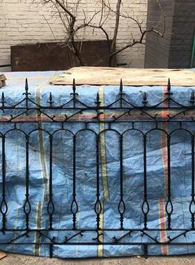铸铁护栏（坪DSU亭亭玉立草）围墙庭院树围防护栏杆