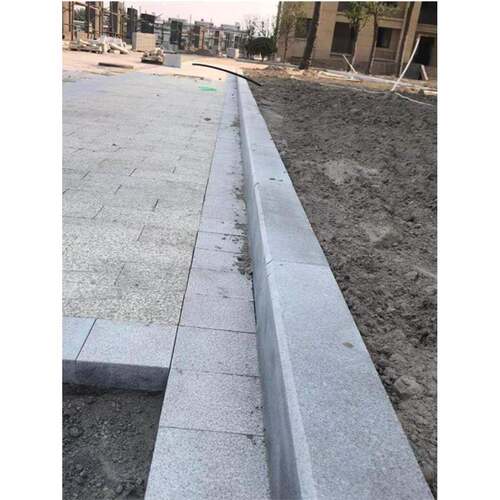 芝麻白灰黑花岗岩道路牙路边侧平石树围火烧板荔枝面路沿大理石材