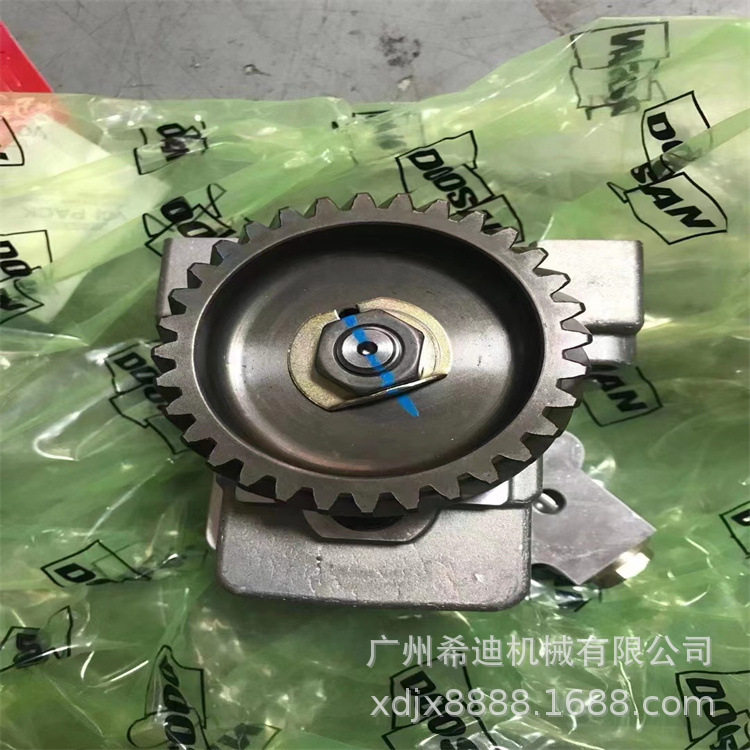 斗山大宇DX500 DE12发动机机油泵 挖机配件 挖掘机配件