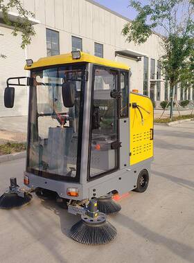 辉煌A10车0电动扫锂地车BOS9工厂间路面吸尘清扫车电驾驶式扫地车