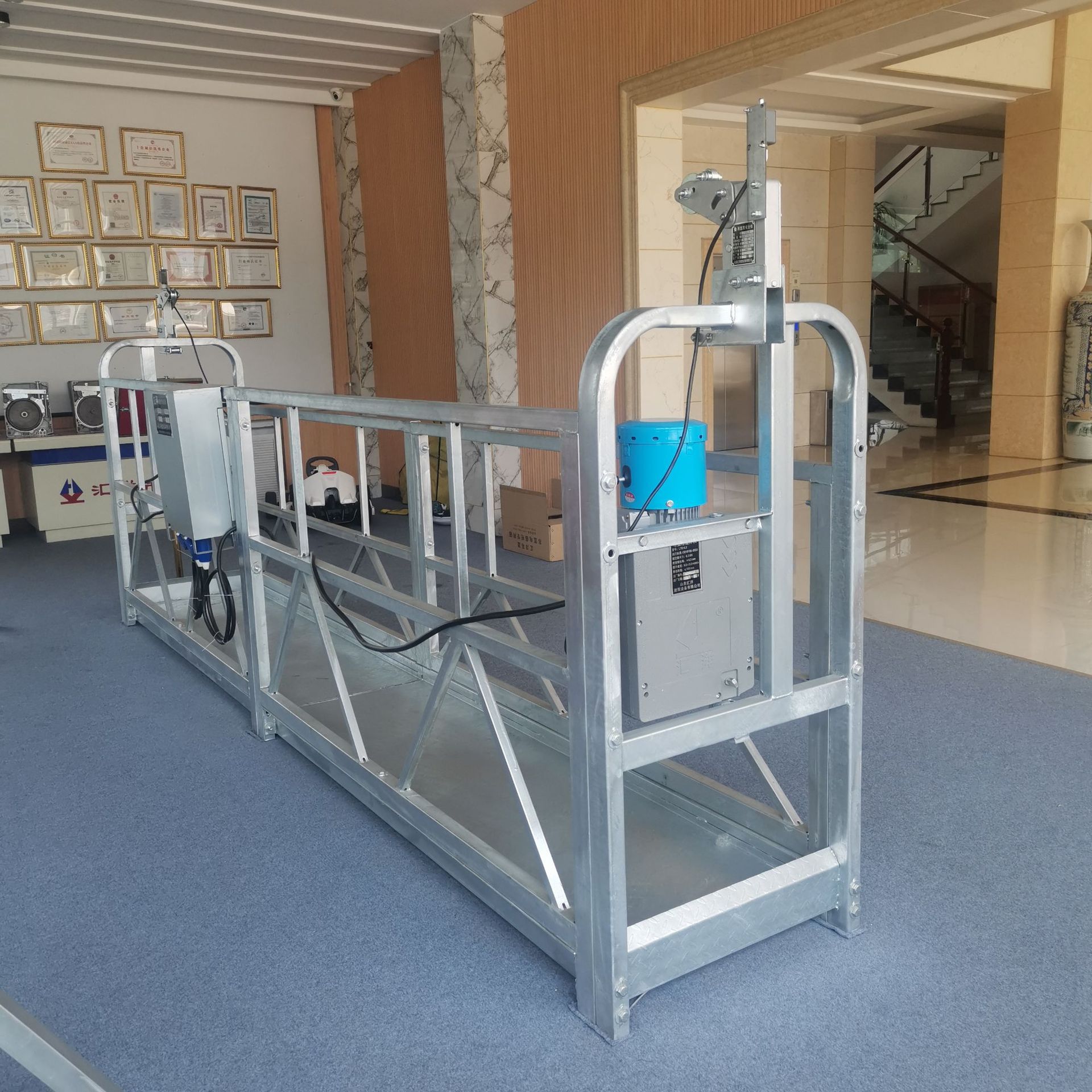 汇洋风力发电用电动高空吊篮