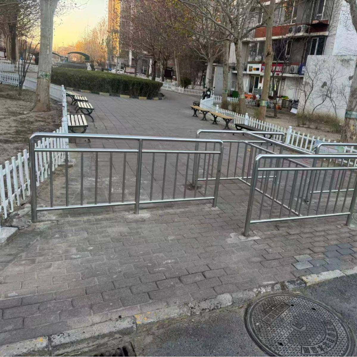 户索外斜坡不锈钢扶手护栏644梁河道景观防桥撞栏杆圆道不锈钢管,基础建材,脚轮/万向轮,淘宝优惠券,粉丝福利购,淘宝优惠卷