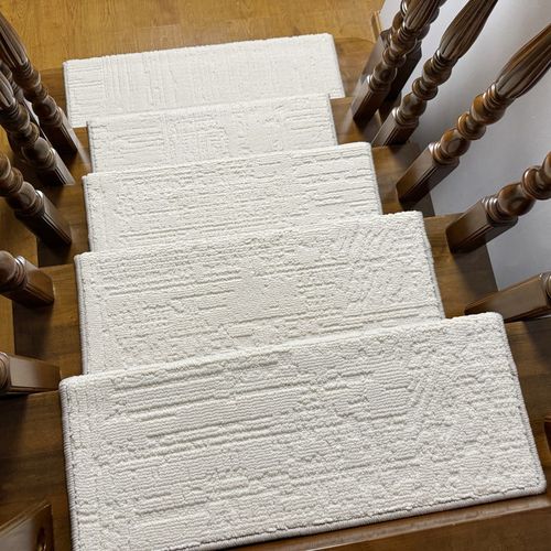 楼梯踏步垫免胶自粘家用实木台阶防滑地毯防水防污阶梯式专用地垫