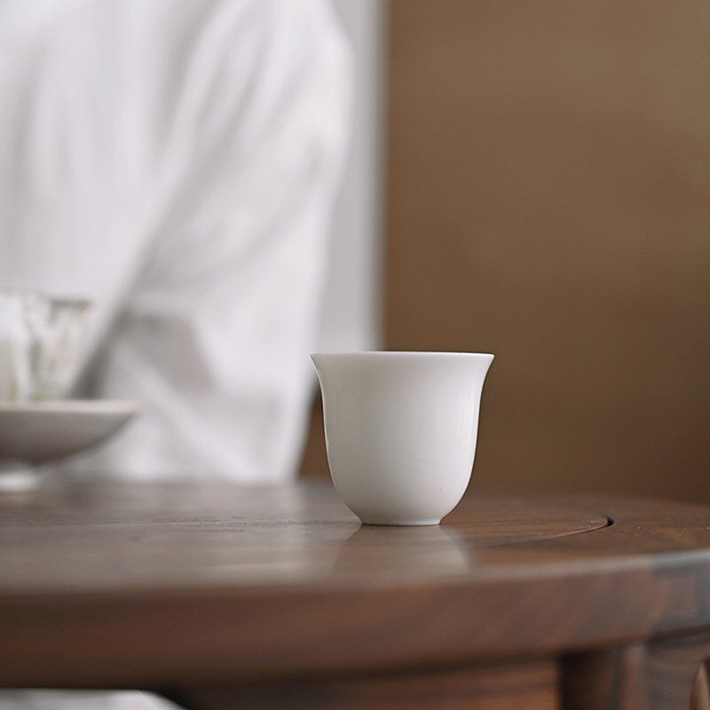 厚皿白瓷玉瓷岩茶聚香品茗杯陶瓷茶杯家用功夫茶具小容量单主人杯