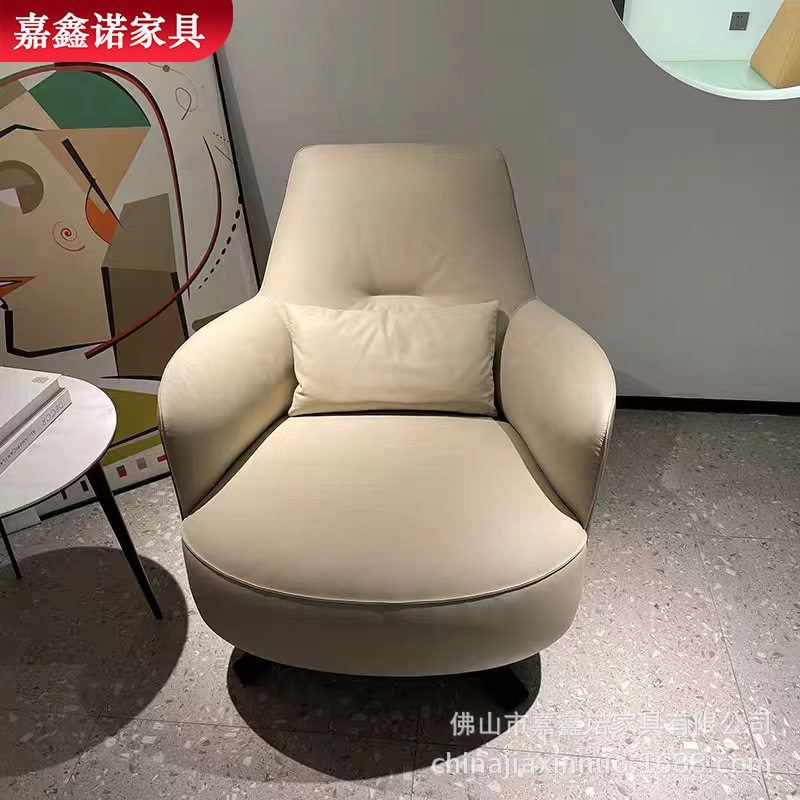 现代轻奢意式极简客厅沙发椅