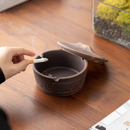 【木桶】陶瓷烟灰缸家用茶几茶桌带盖个性装饰摆件防风防飞灰创意