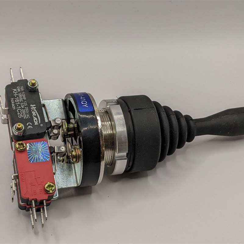 红开十字摇杆主令开关HKA1-41QY/QZ四向自锁自复位开关开孔30MM