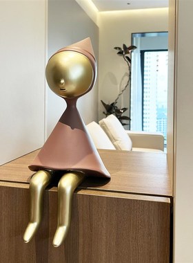 奶油风卡通坐姿小人摆件现代客厅玄关电视柜酒柜背景墙桌面装饰品