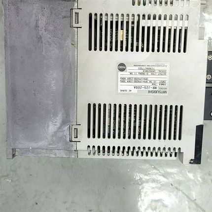 驱动器 MR-J2S-200A  2kw 拆机下来的 成