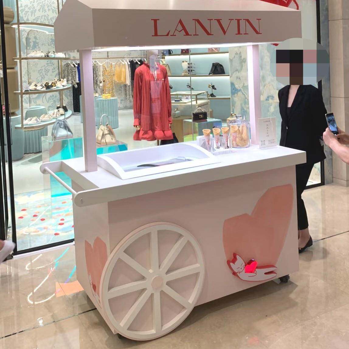 1可铁创商业展示柜展示台意宣传促销面包店售卖车装饰移动小推艺