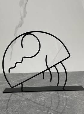 代WVN极简轻奢线视抽象人现物摆件客厅玄关酒柜铁电柜茶几角几装