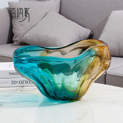 现代轻奢酒店大堂工艺摆件茶蓝渐变水果盘玻璃创意售楼处茶几装饰