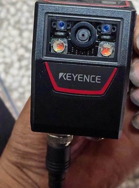 keyence SR-750  如图99新  有需