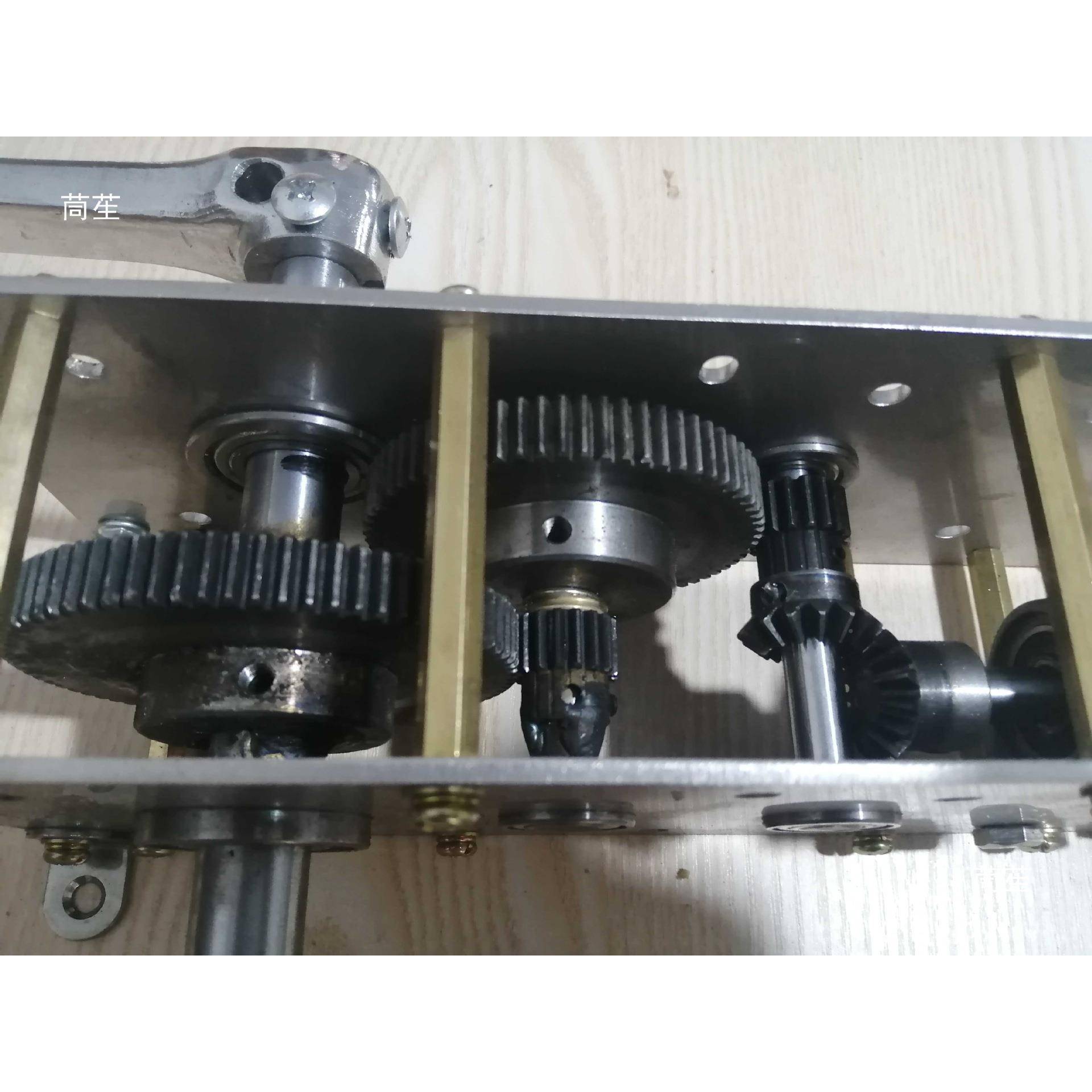 速脚踏增轮箱减速箱齿速箱传动箱手摇发电变机朝后可朝上71790度
