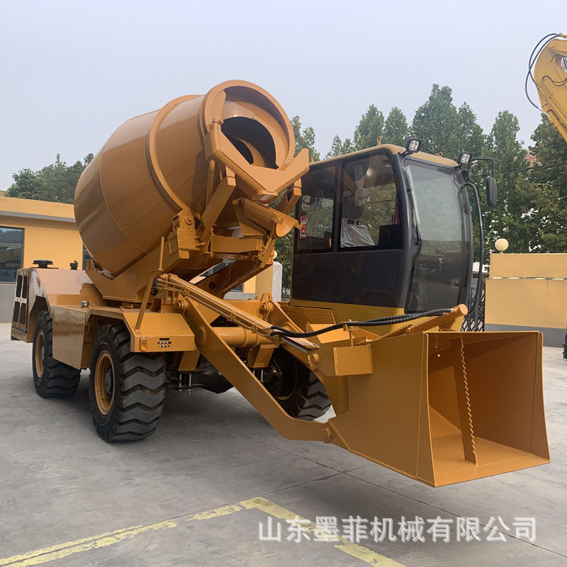 移动式全自动自上料混凝土搅拌车