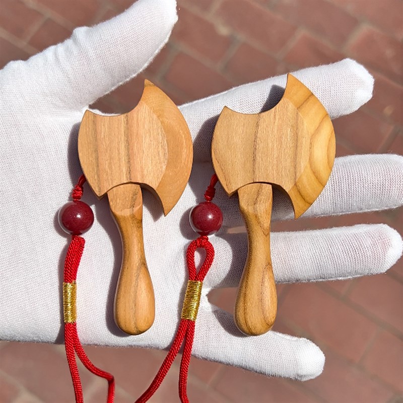 纯手工正宗桃木斧子乔迁摆件搬家结婚室内汽车挂件斧头原木手把件