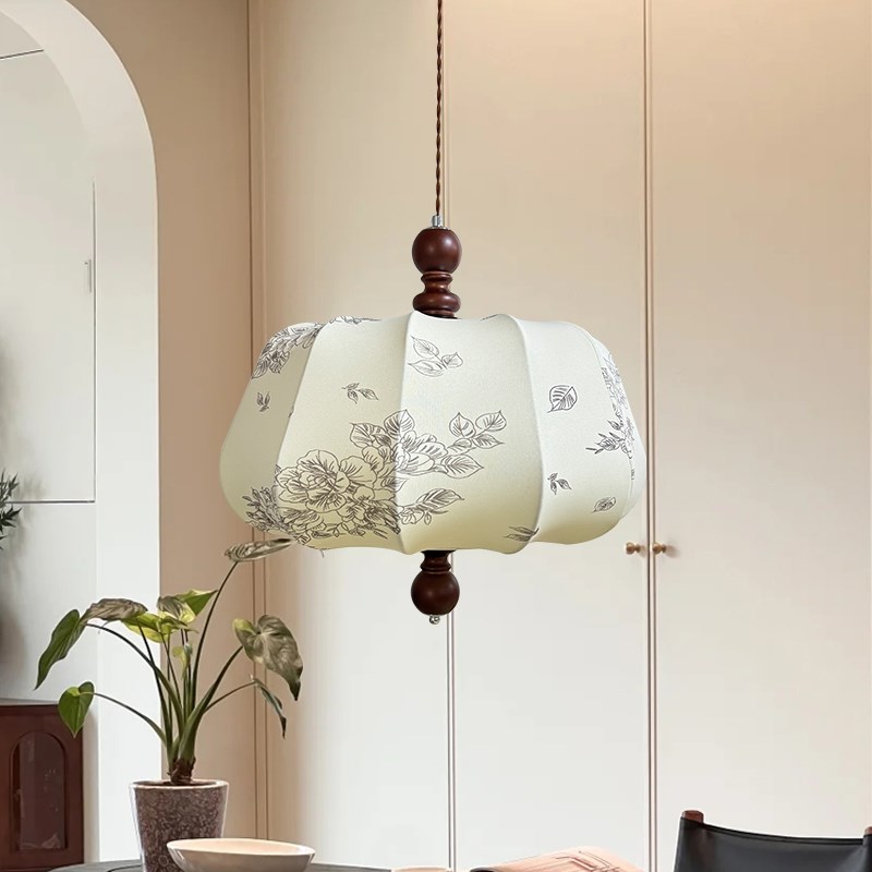 波记法式中古餐厅吧台布艺吊灯复古温馨花纹实木卧室书房衣帽间灯