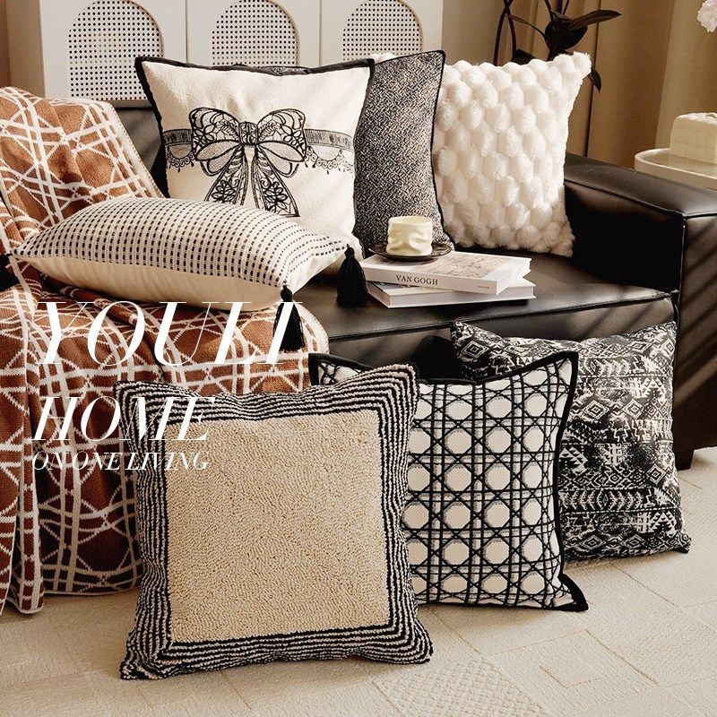 法式黑白高级感中古风客厅沙发抱枕奶油风飘窗靠枕床头靠垫抱枕套