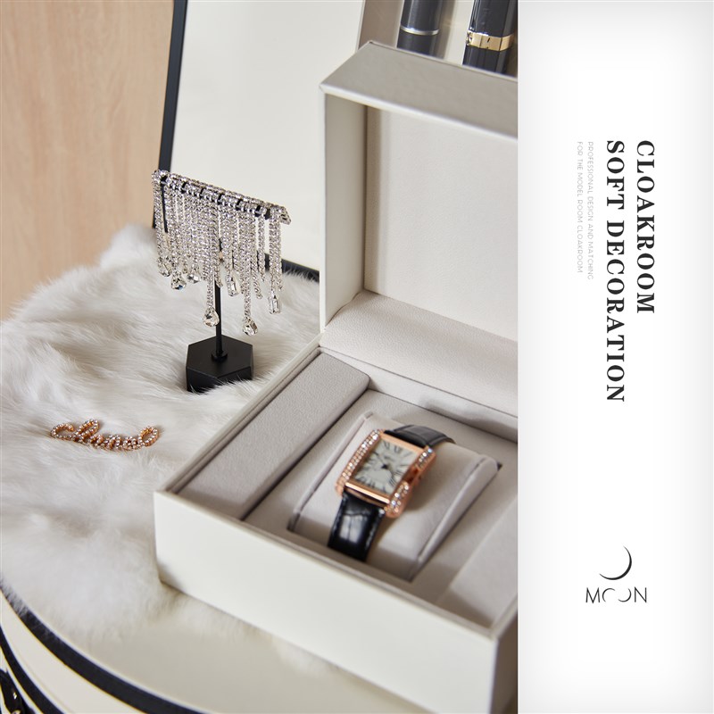 慕空间样板房衣帽间女士梳妆台摆件口红画售楼处展厅软装饰品道具