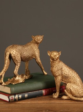 现代简约豹子动物家居客厅电视柜办公桌面摆设创意酒柜装饰品摆件