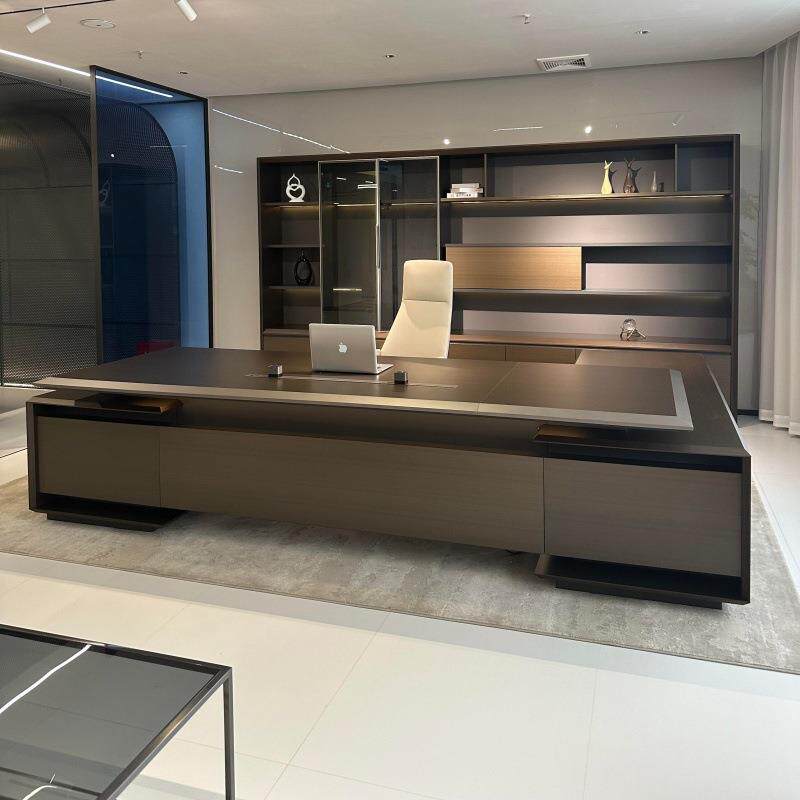 新中式实木老板桌轻奢现代黑胡桃木大班台办公室新款总裁办公桌