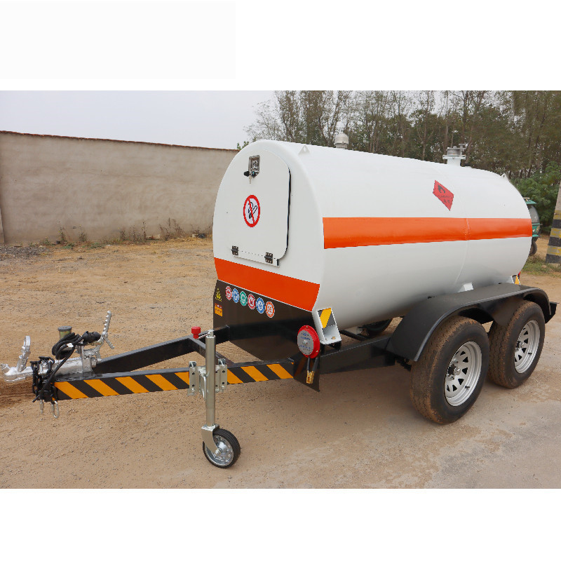 2000L油罐拖车 柴油油罐拖车 水罐拖车 移动罐车底盘