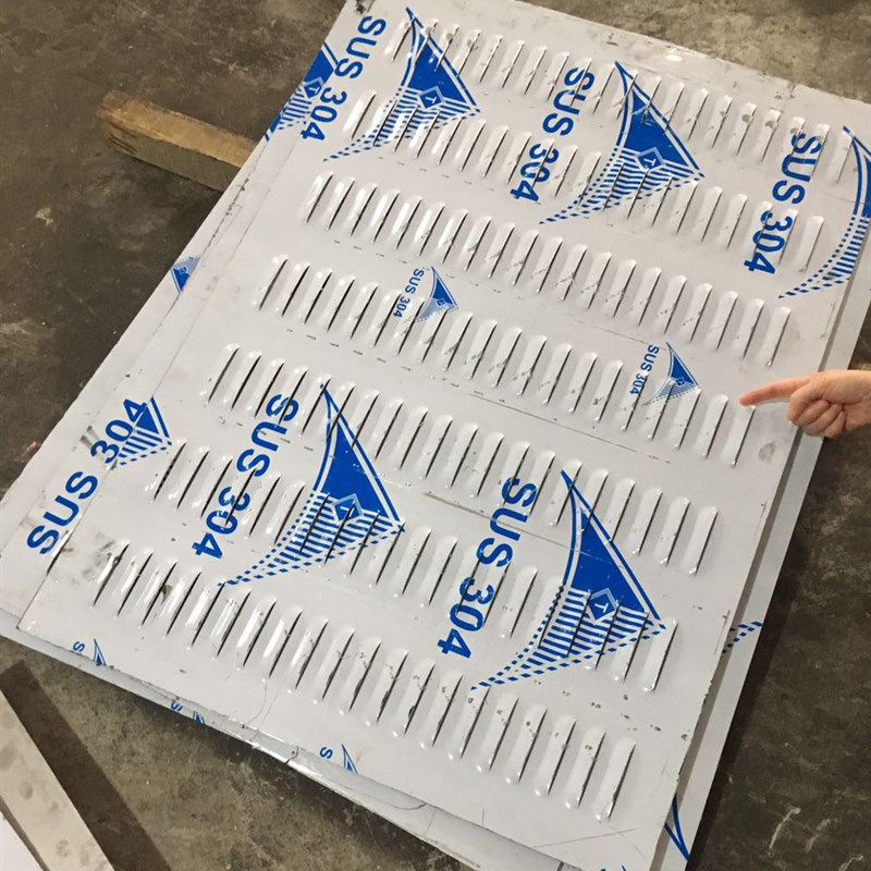 定制不锈钢百叶窗通风散热排风出风口外墙防雨风透气暖气罩鱼鳞板