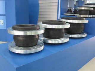 不锈钢可曲挠橡胶接头规格齐全