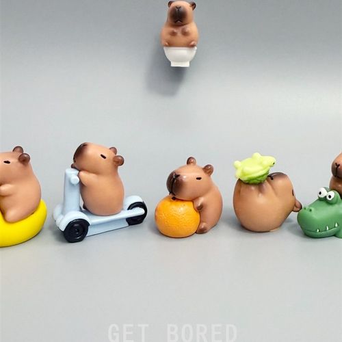 无聊瞭!创意稀奇古怪水豚桌面骑车卡皮巴拉小摆件工位情绪稳定器