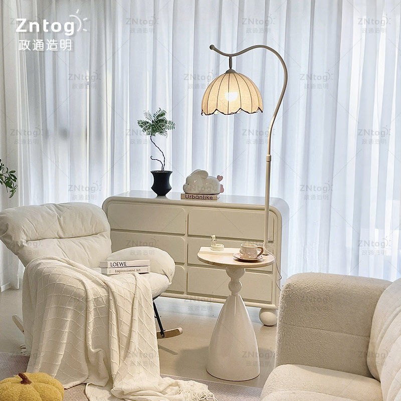 奶油风置物架一体落地灯客厅气氛台灯灯卧室床头柜沙发旁新疆包邮